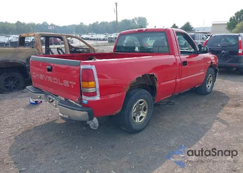 2000 Chevrolet Silverado 1500 z USA, uszkodzony, nr VIN 1GCEC14W0YZ292676